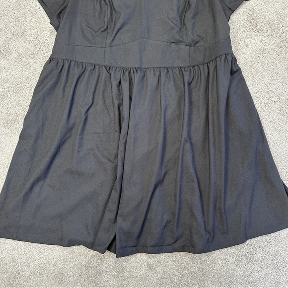 Modcloth Women’s Lively Identity ShortSleeve Dress V-Neck in Black Plus Size 4X - Picture 4 of 13
